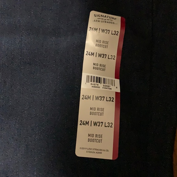 🆕Signature Levi Strauss Ladies Jeans - Picture 10 of 15